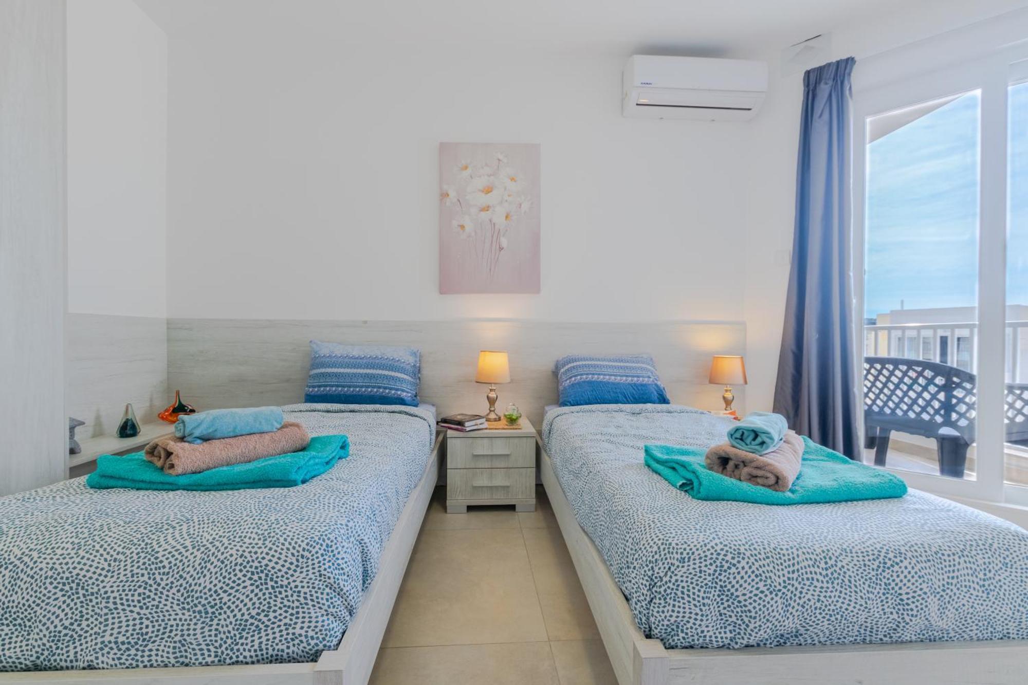 Appartamento Brand New 3 Bdr 2 Bth B10 *